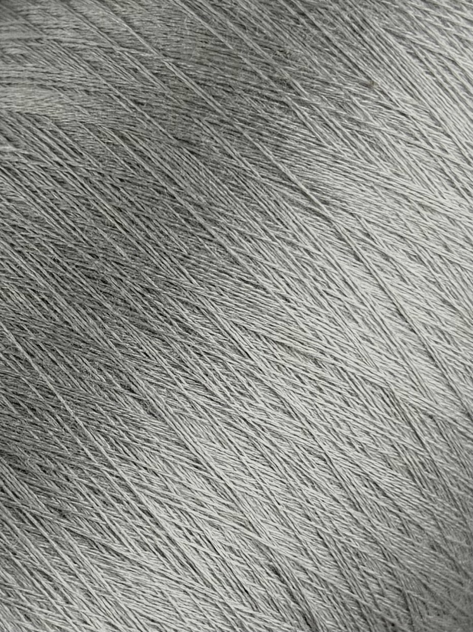 Botto Giuseppe Superzen 2/80 – Fil en mérinos et soie col. Gris clair